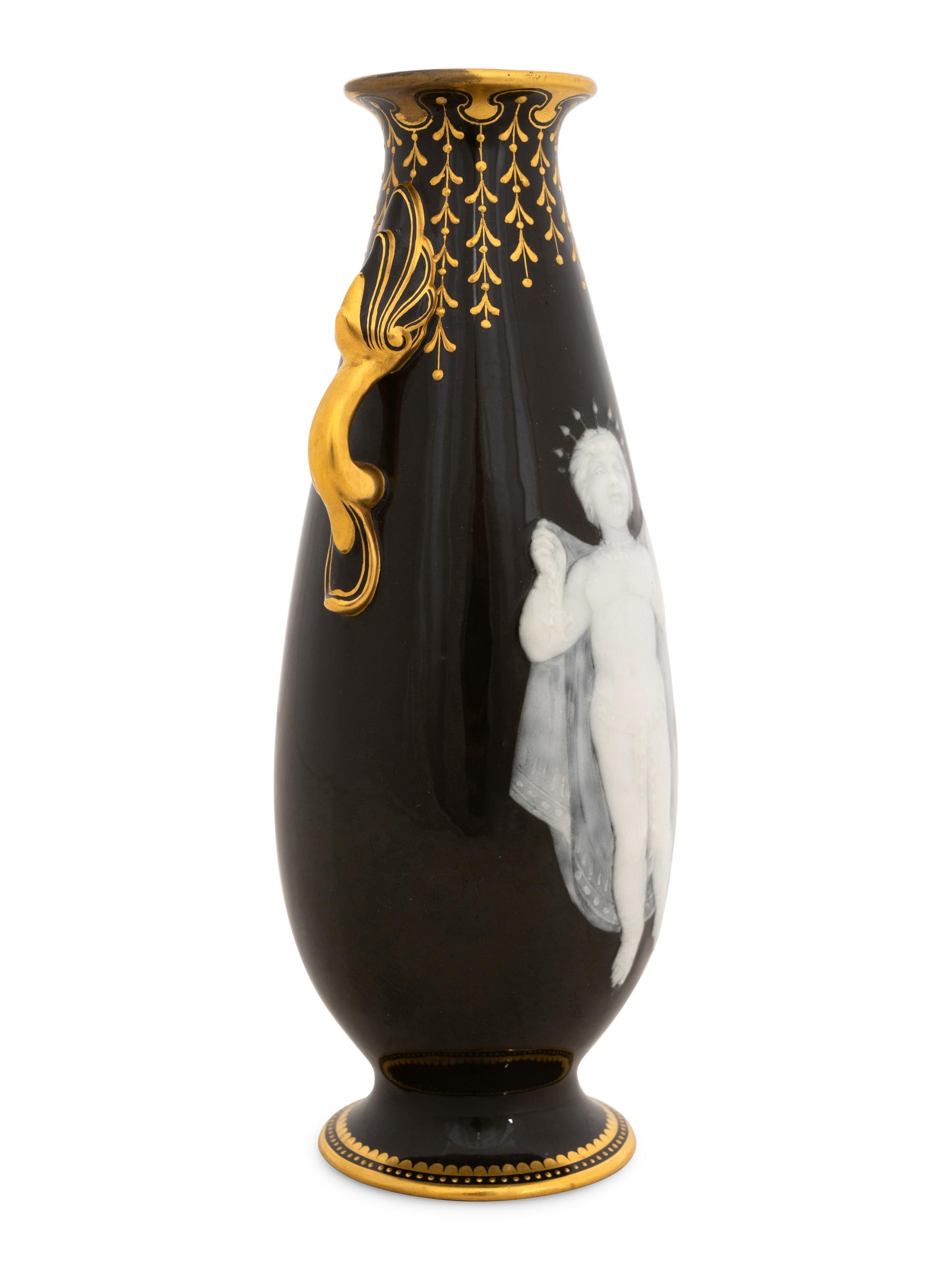 A Mintons Pâte-sur-Pâte Vase