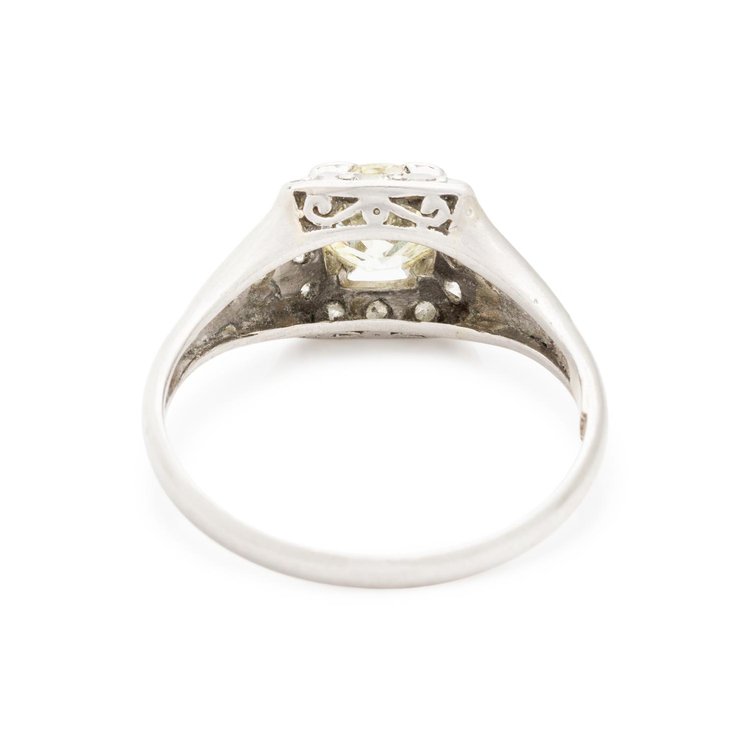 DIAMOND RING