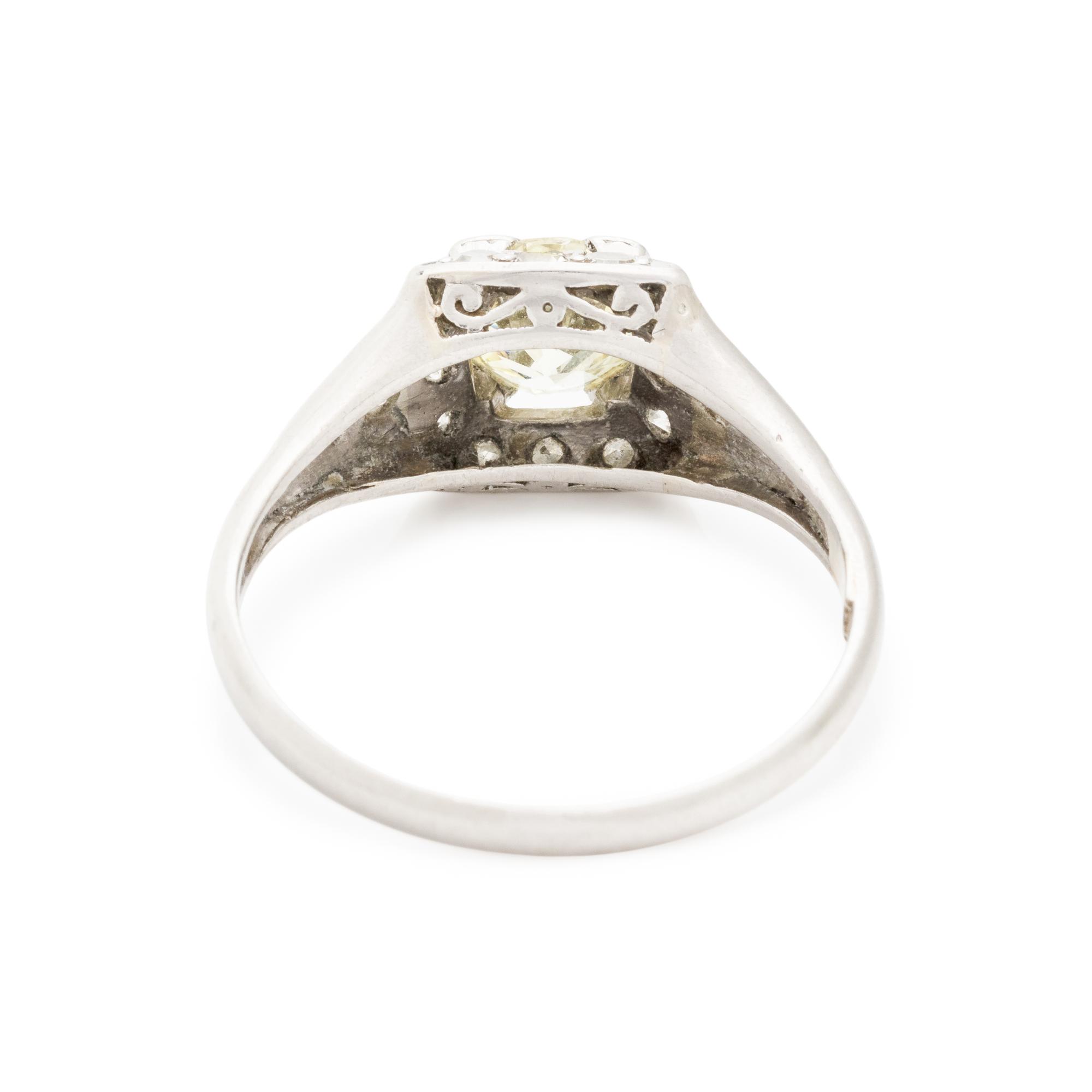 DIAMOND RING