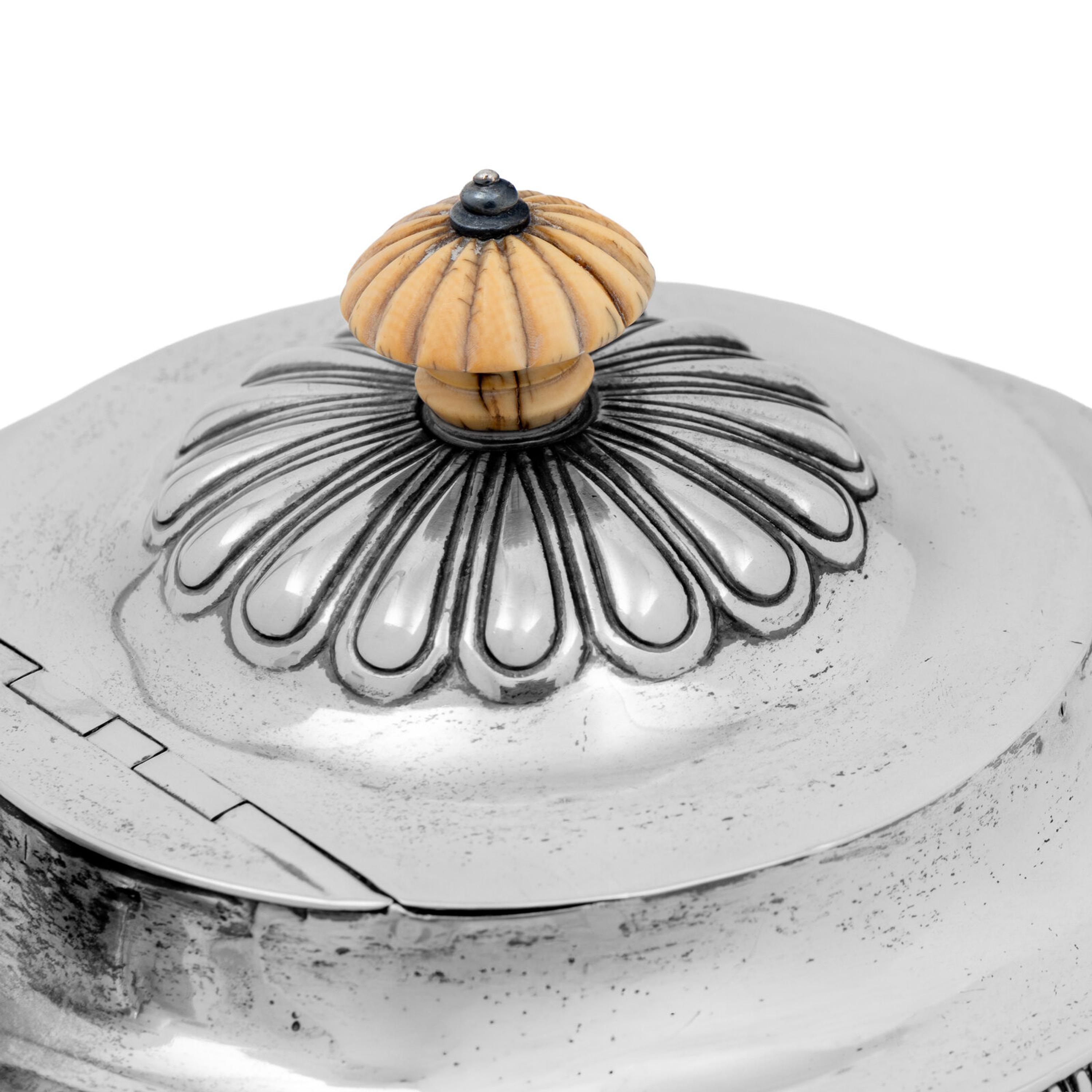 An Irish George III Silver Teapot