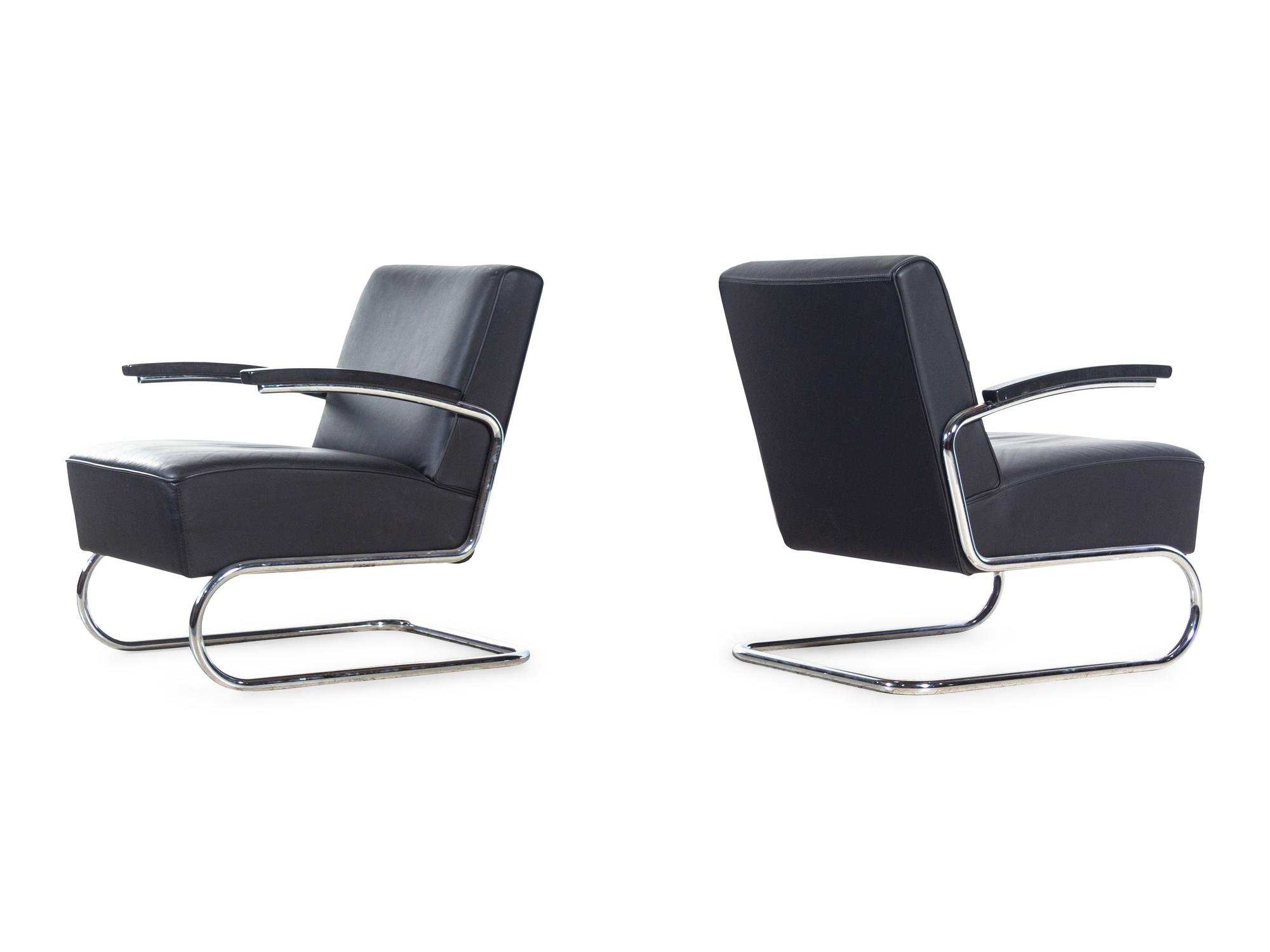 Pair Easy Armchairs, model S411