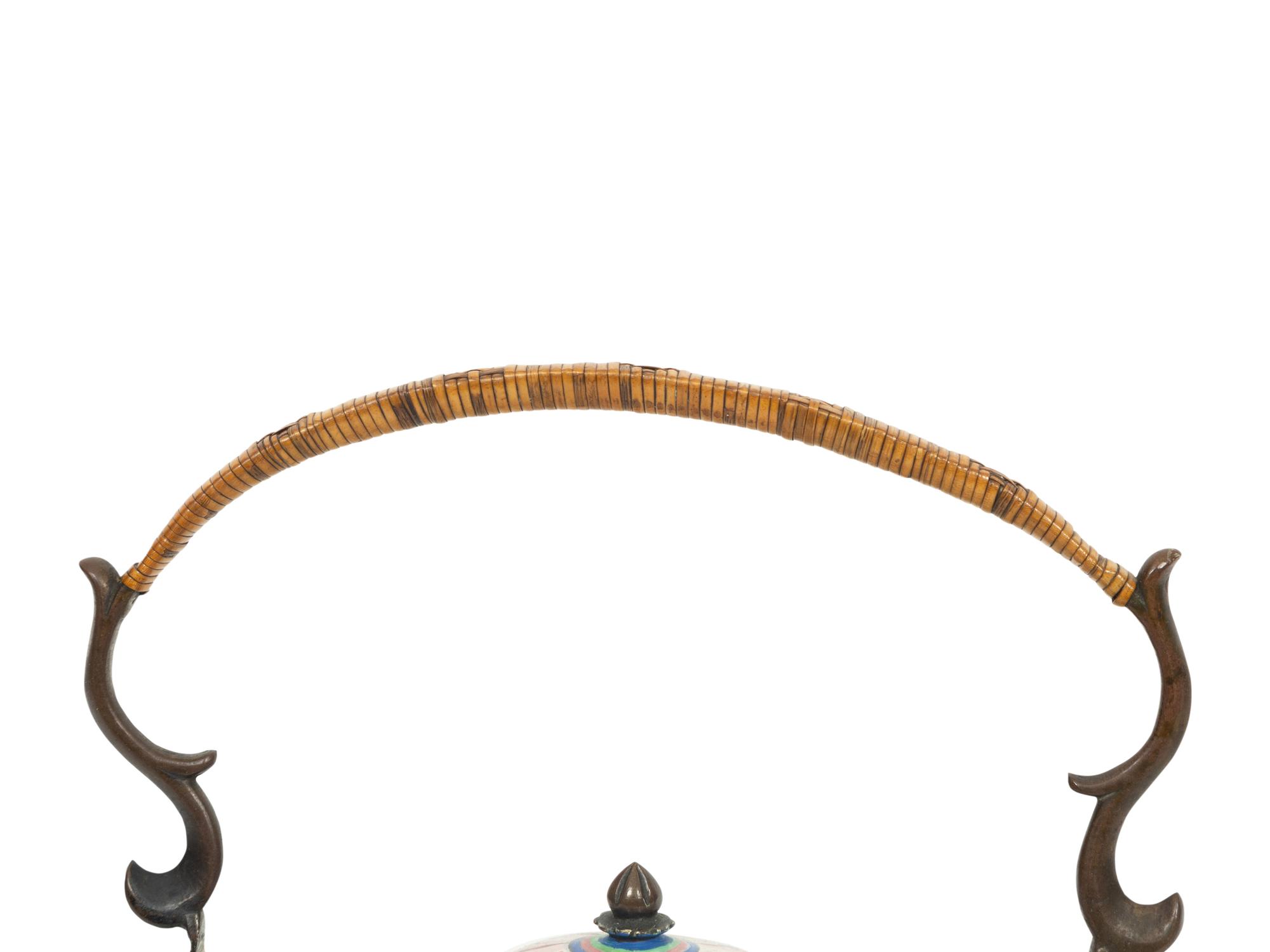 A Large Chinese Peking Enamel Teapot