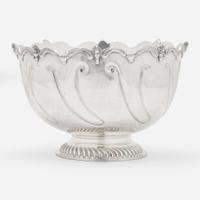 A George V sterling silver monteith in the William III style D. & J. Welby, London, 1913