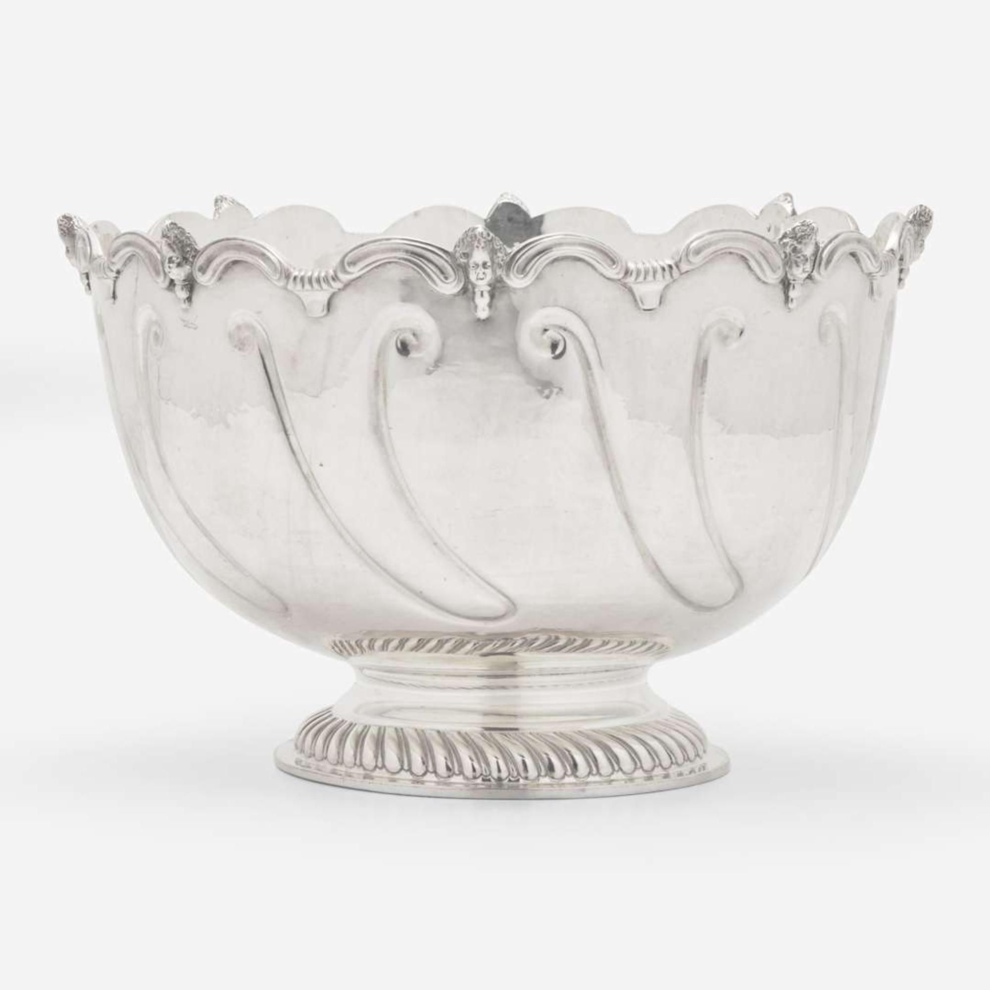 A George V sterling silver monteith in the William III style D. & J. Welby, London, 1913