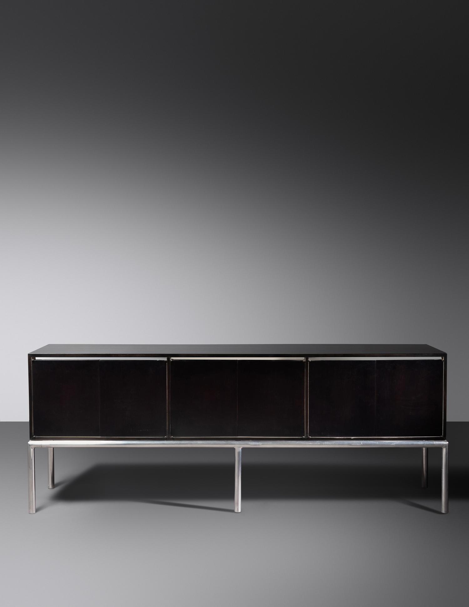 Credenza Directional, USA