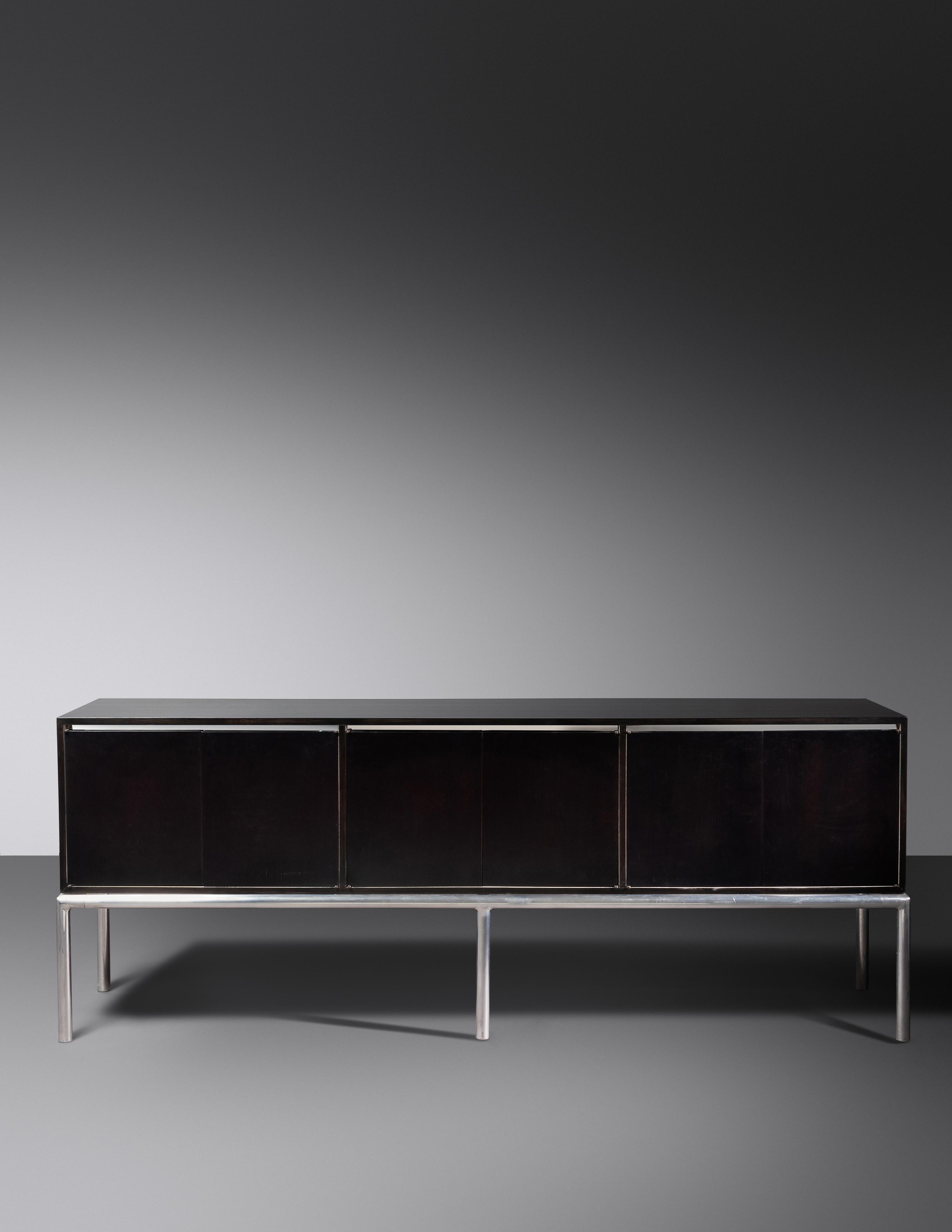 Credenza Directional, USA