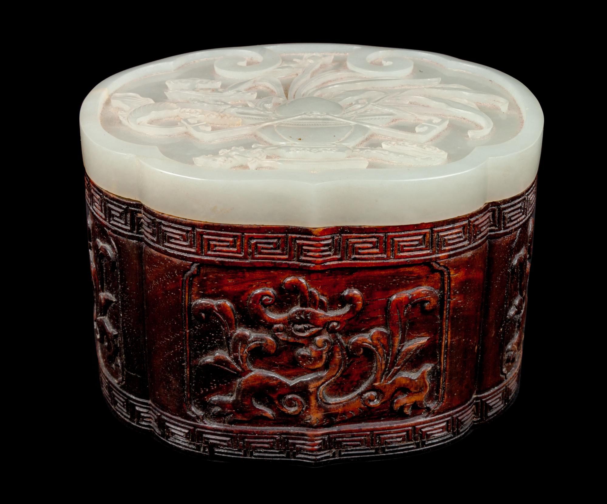 A White Jade and Rosewood Covered Box