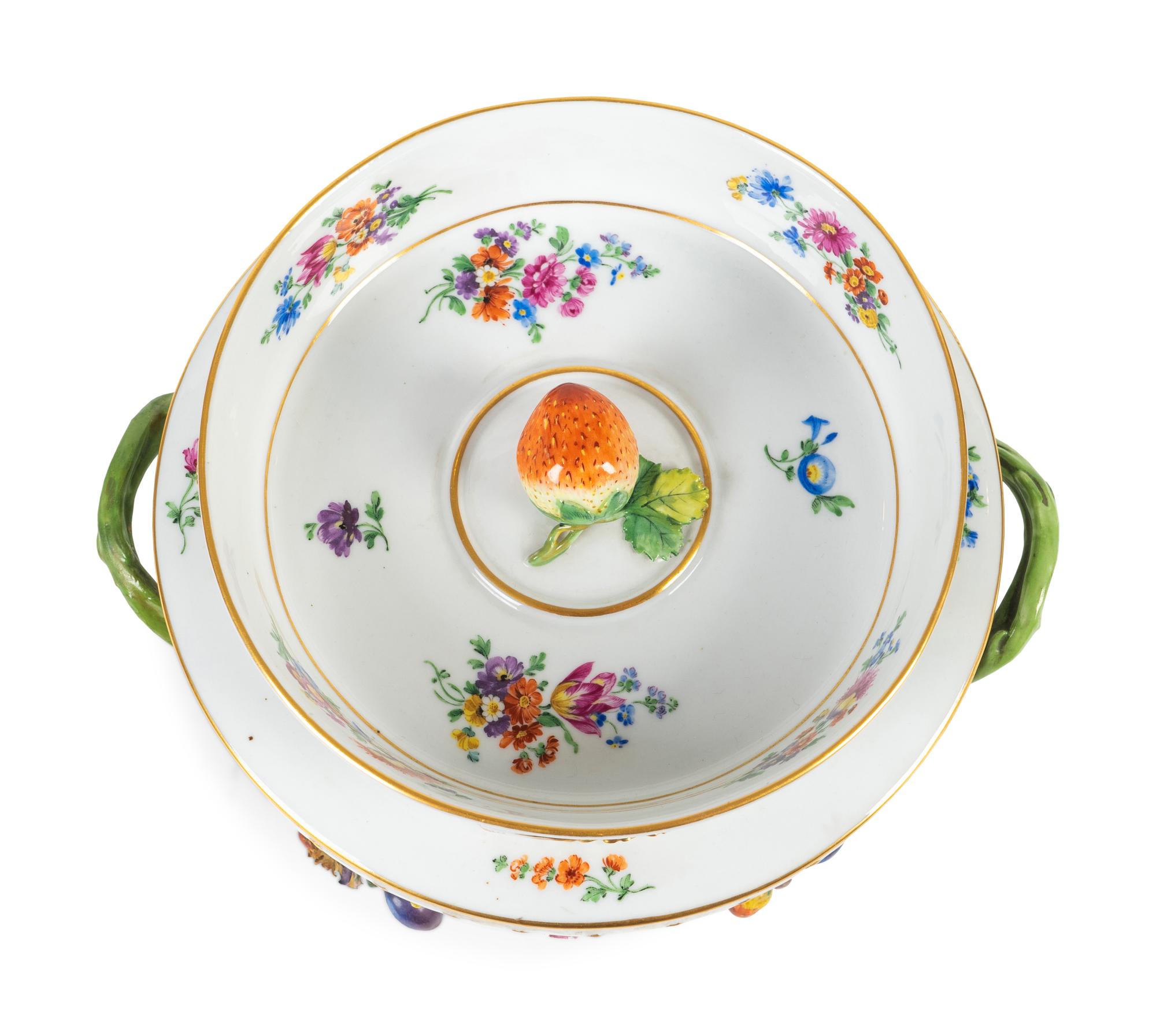 A Meissen Covered Fruit Bowl — 19TH CENTURY