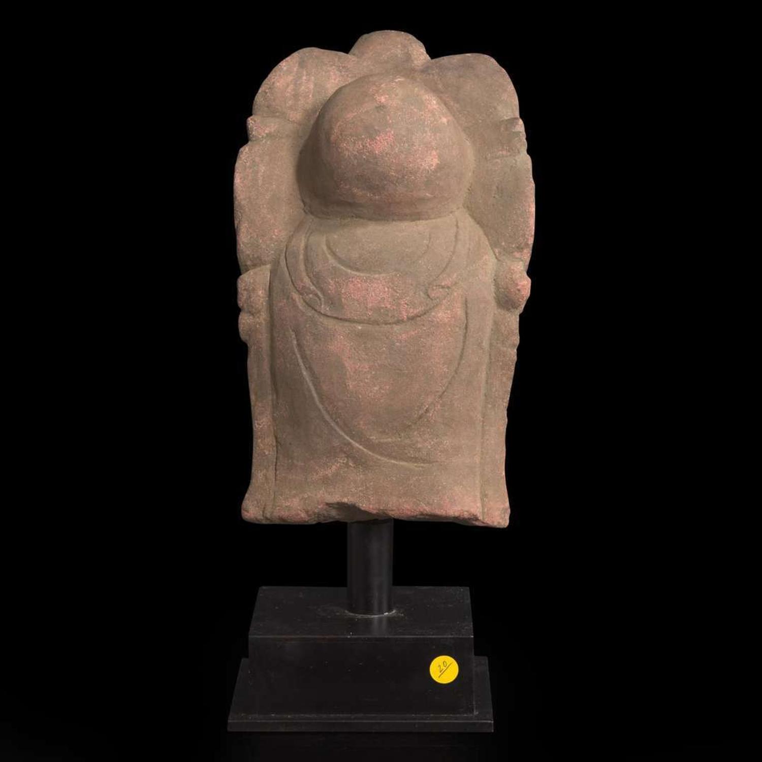 A Chinese carved stone head of Guanyin 石雕观音头像 Southern Song dynasty ??