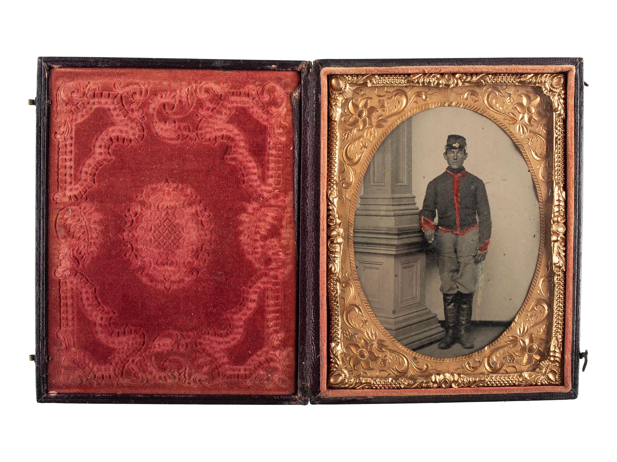 [CIVIL WAR]. Quarter plate tintype and ambrotype of standing Union soldiers.