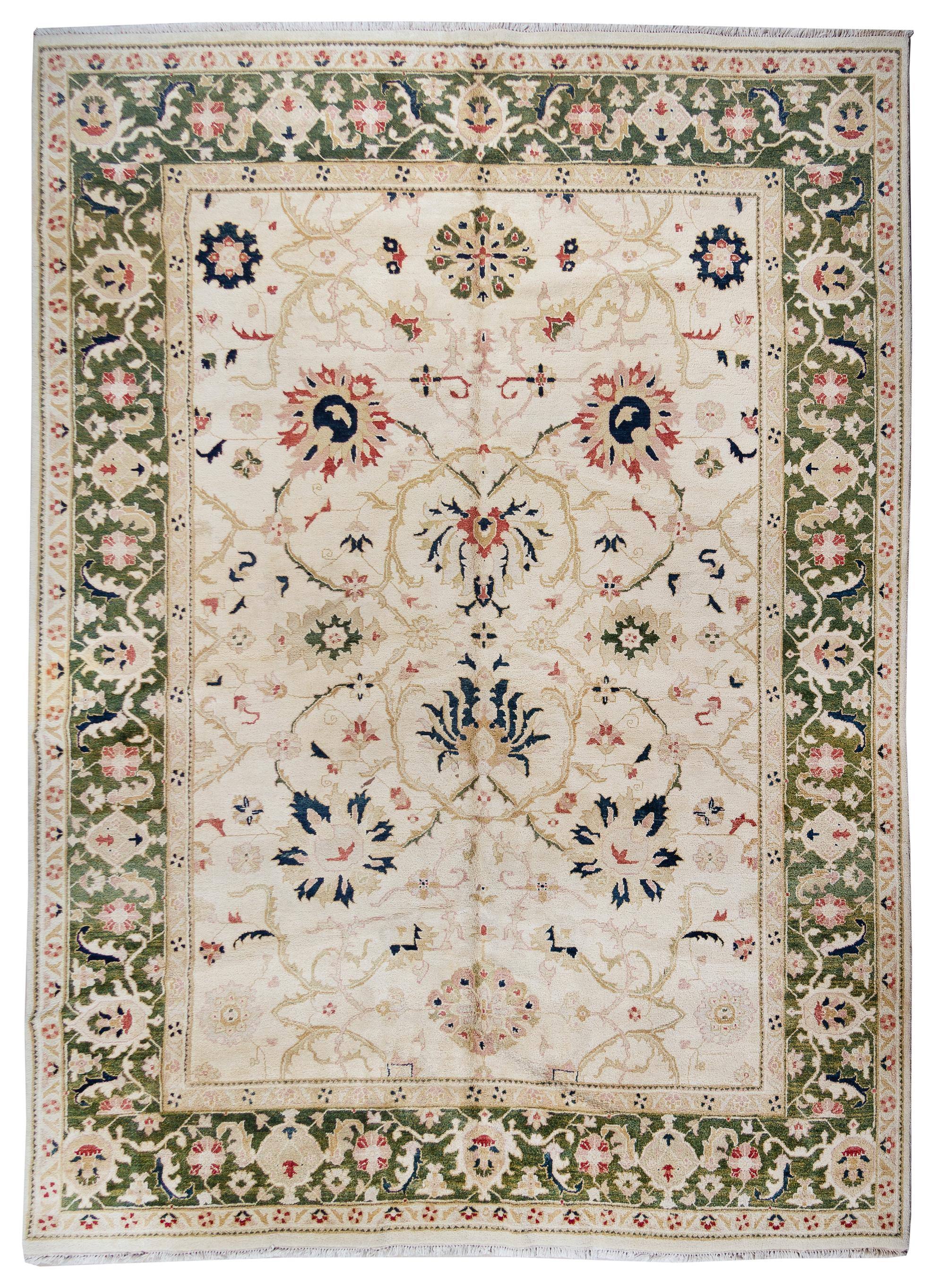 An Oushak Wool Rug 13 feet 7 inches x 9 feet 6 inches. — MID-20TH CENTURY