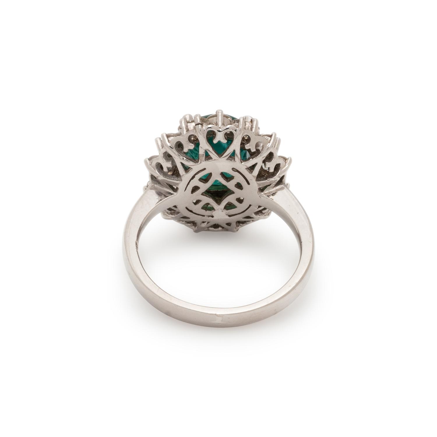 EMERALD AND DIAMOND RING