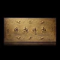 A Burmese Gilt Lacquered Wood Panel, late 19th/20th Century 十九/二十世紀 緬甸漆金木刻板