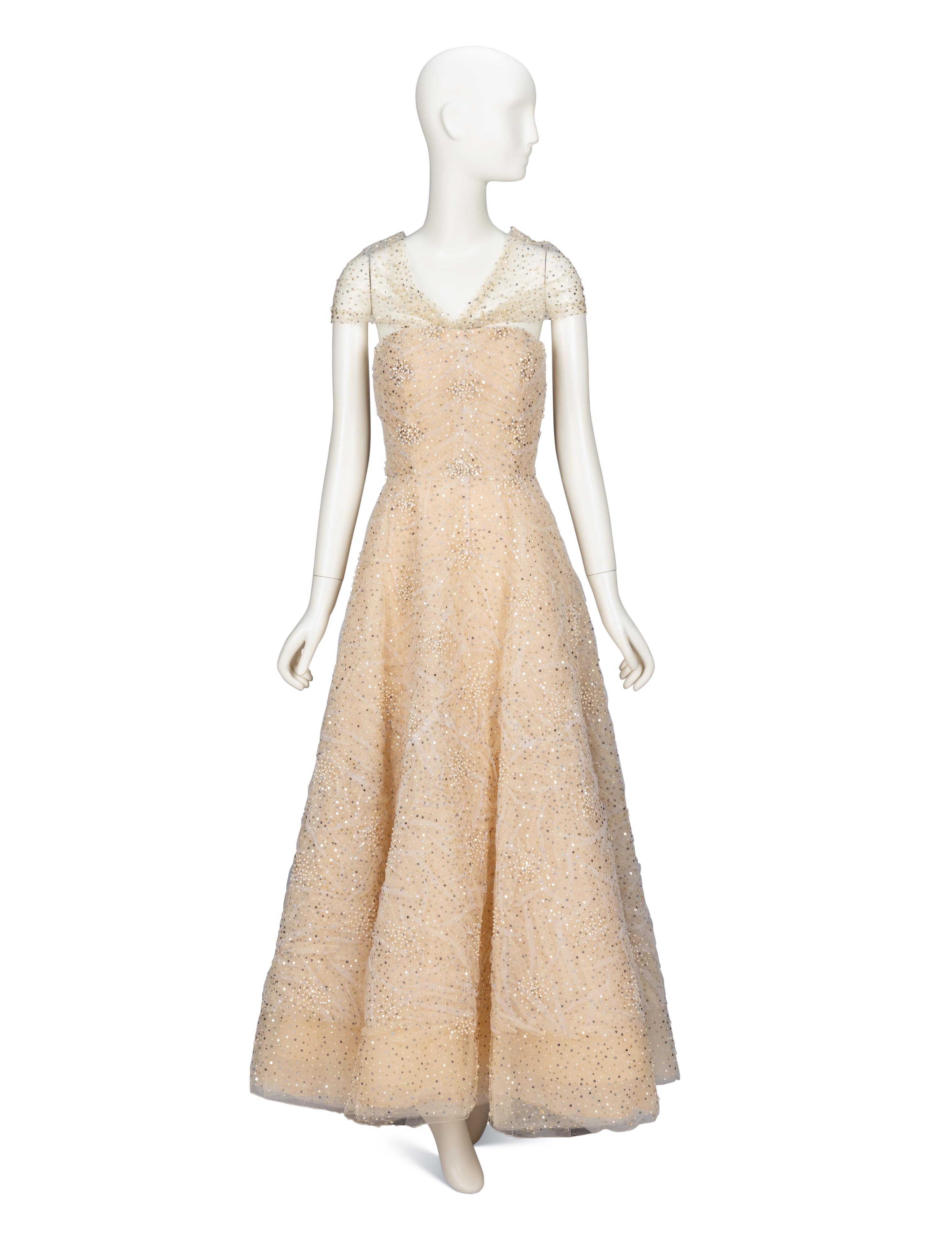 Oscar de la Renta, Embellished Champagne Tulle Evening Gown