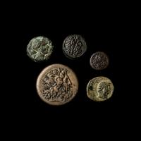 [ANCIENTS] PTOLEMAIC KINGDOM. Ptolemy III-Cleopatra VII and Mark Antony (c. 246-30 BC). Ae Coinage; 5 coins total .