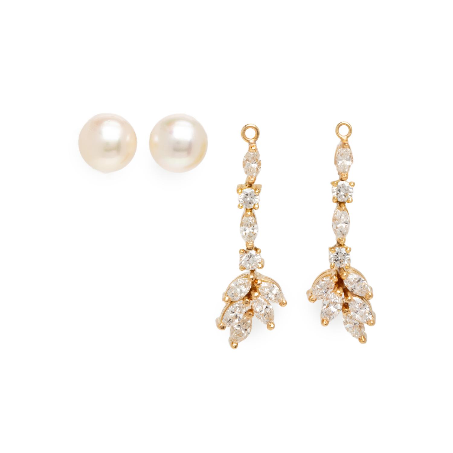 YELLOW GOLD AND CULTURED PEARL STUD EARRINGS WITH DIAMOND JACKETS