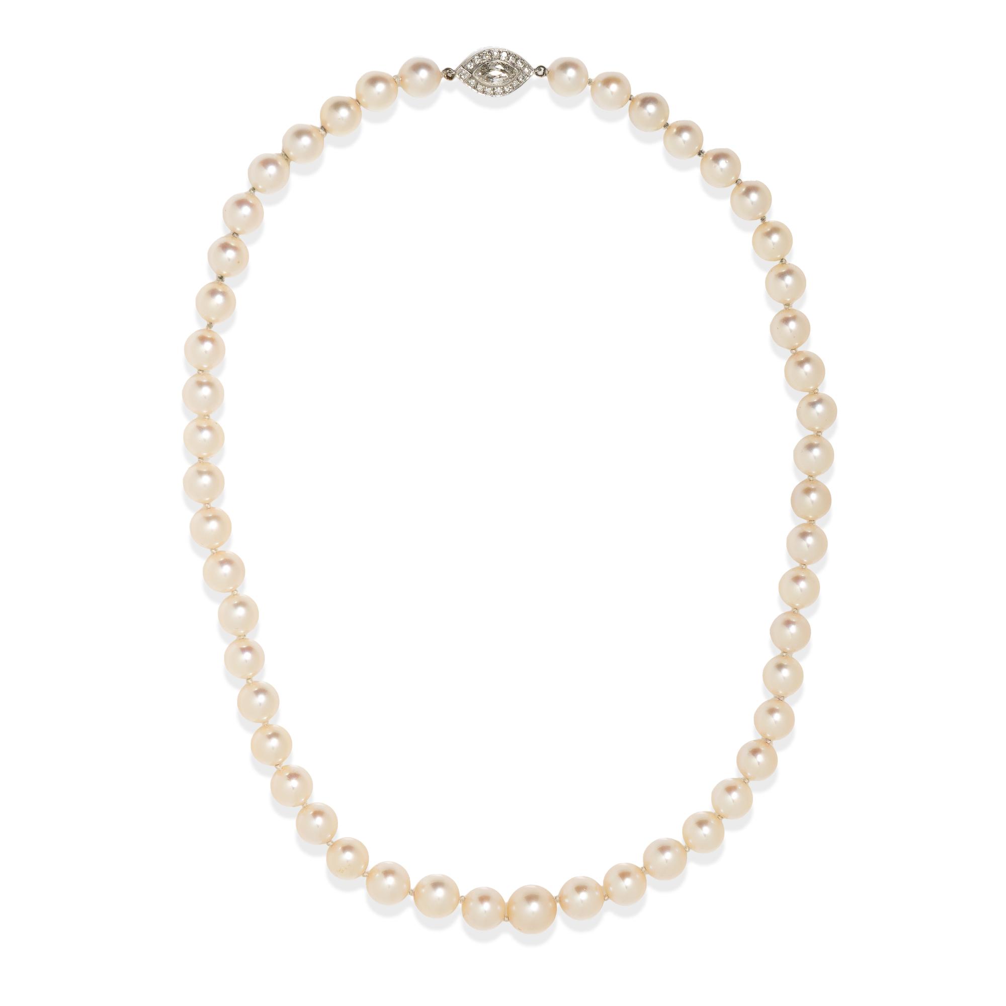 CULTURED AKOYA PEARL NECKLACE WITH DIAMOND CLASP