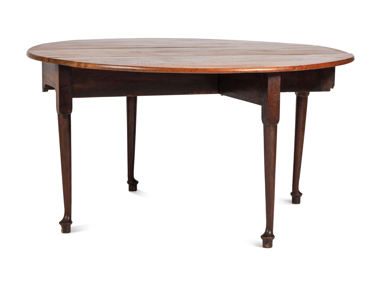 A Queen Anne Santo Domingo Mahogany Drop Leaf Dining Table
