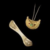Four Chinese Gilt Silver and Silver Hair Ornaments, Qing Dynasty 清 銀鍍金如意双押发扁簪、嵌寶釵、佛獅紋髮飾及銀桃形帽飾