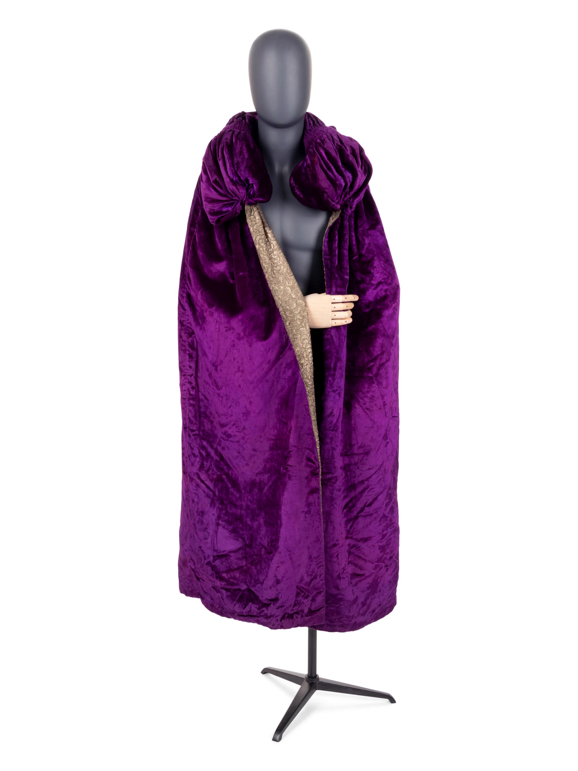 Velvet with Silver Thread Lamé Cape, 1920s