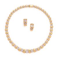 BICOLOR GOLD AND DIAMOND SET