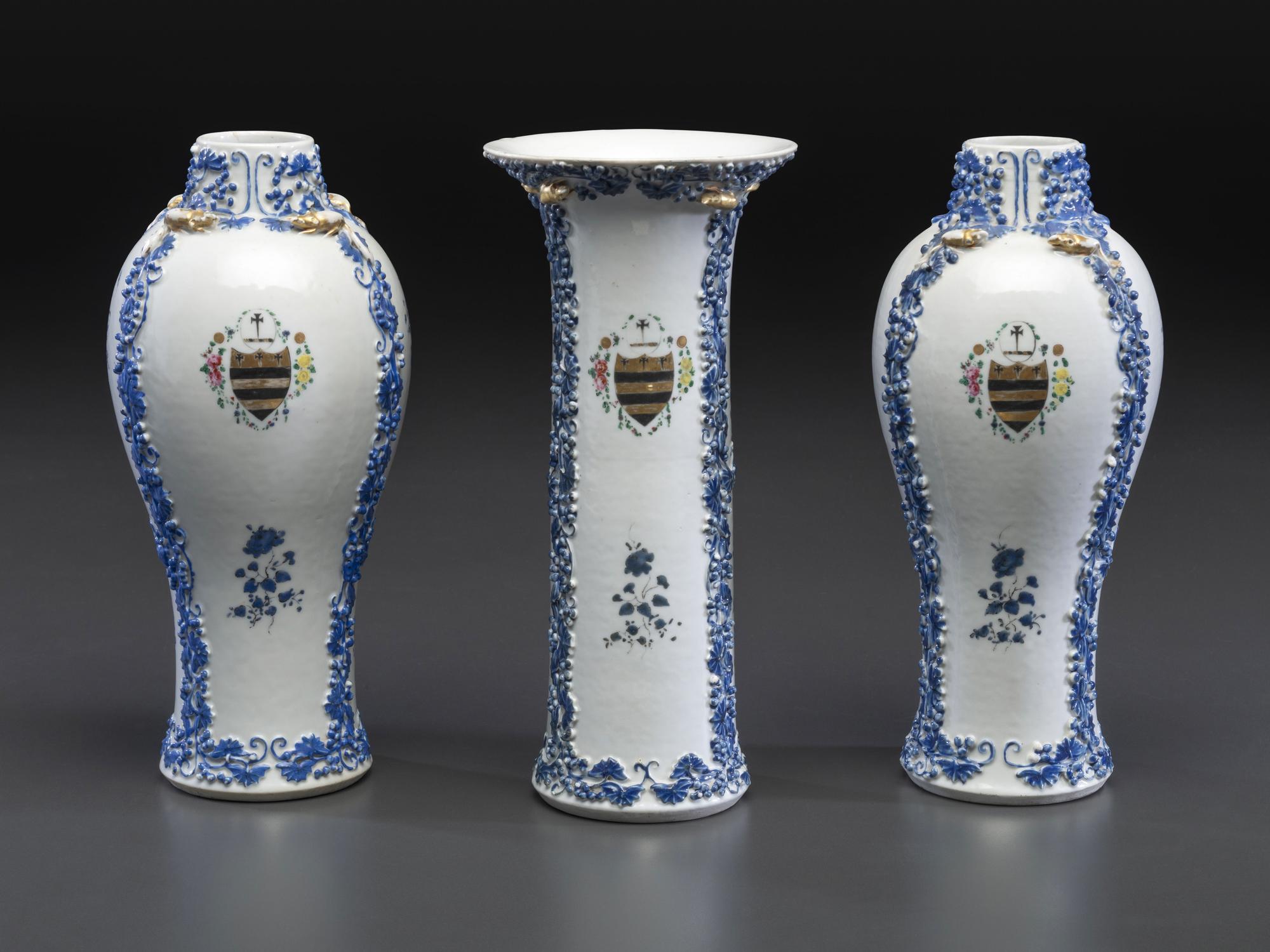 A Chinese Export Parcel Gilt Blue and White Porcelain Garniture