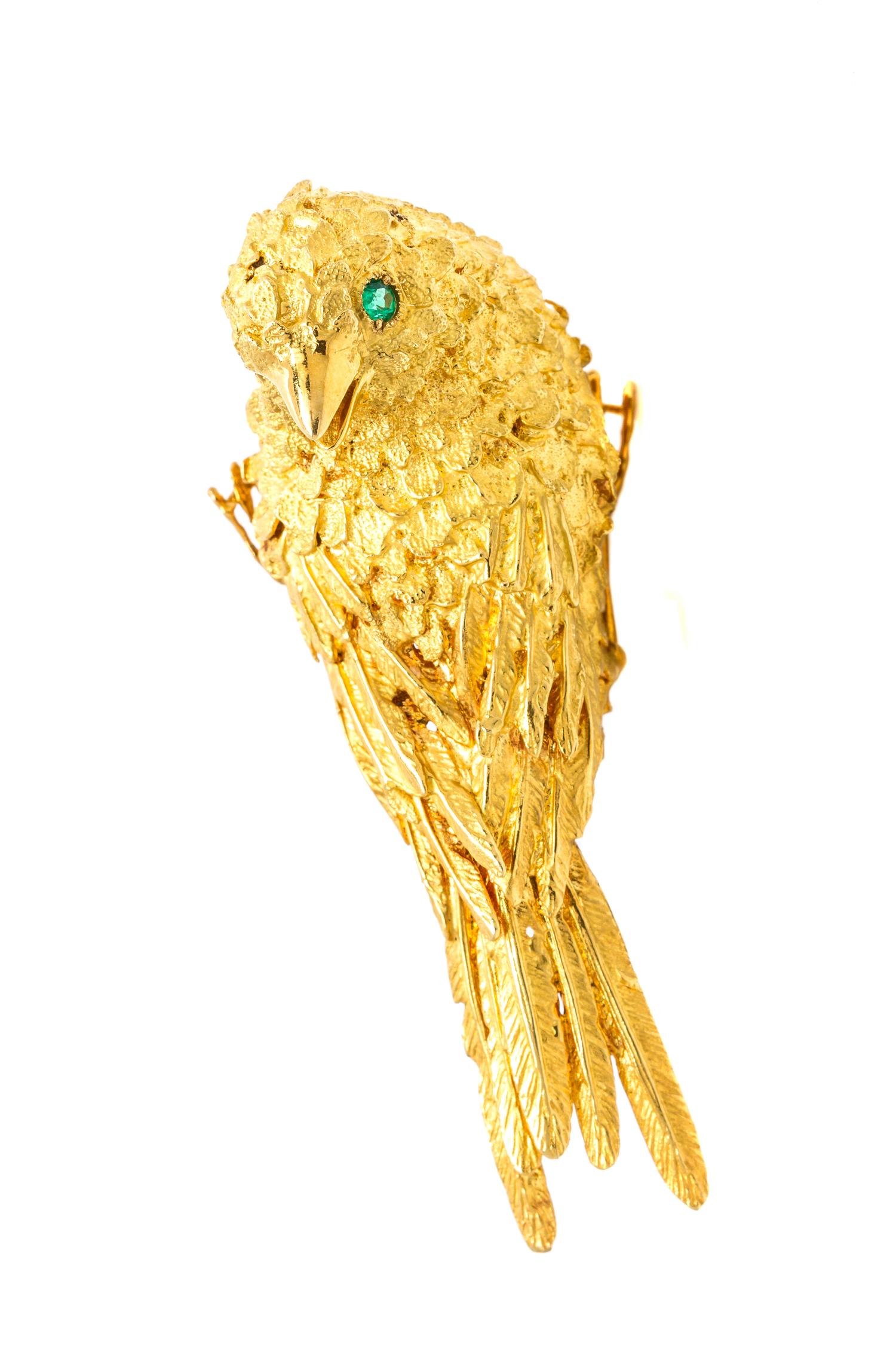 An 18 Karat Yellow Gold and Emerald Bird Brooch, Erwin Pearl, 22.20 dwts.
