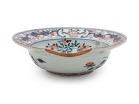 A Chinese Export Imari Style Barber's Basin