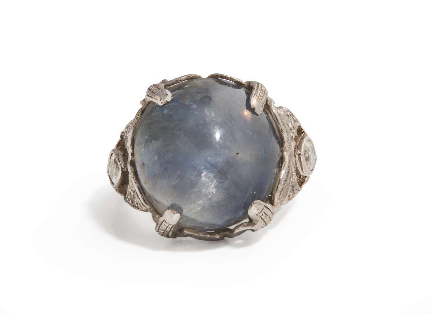 A Ladies Platinum and Sapphire Art Deco Ring