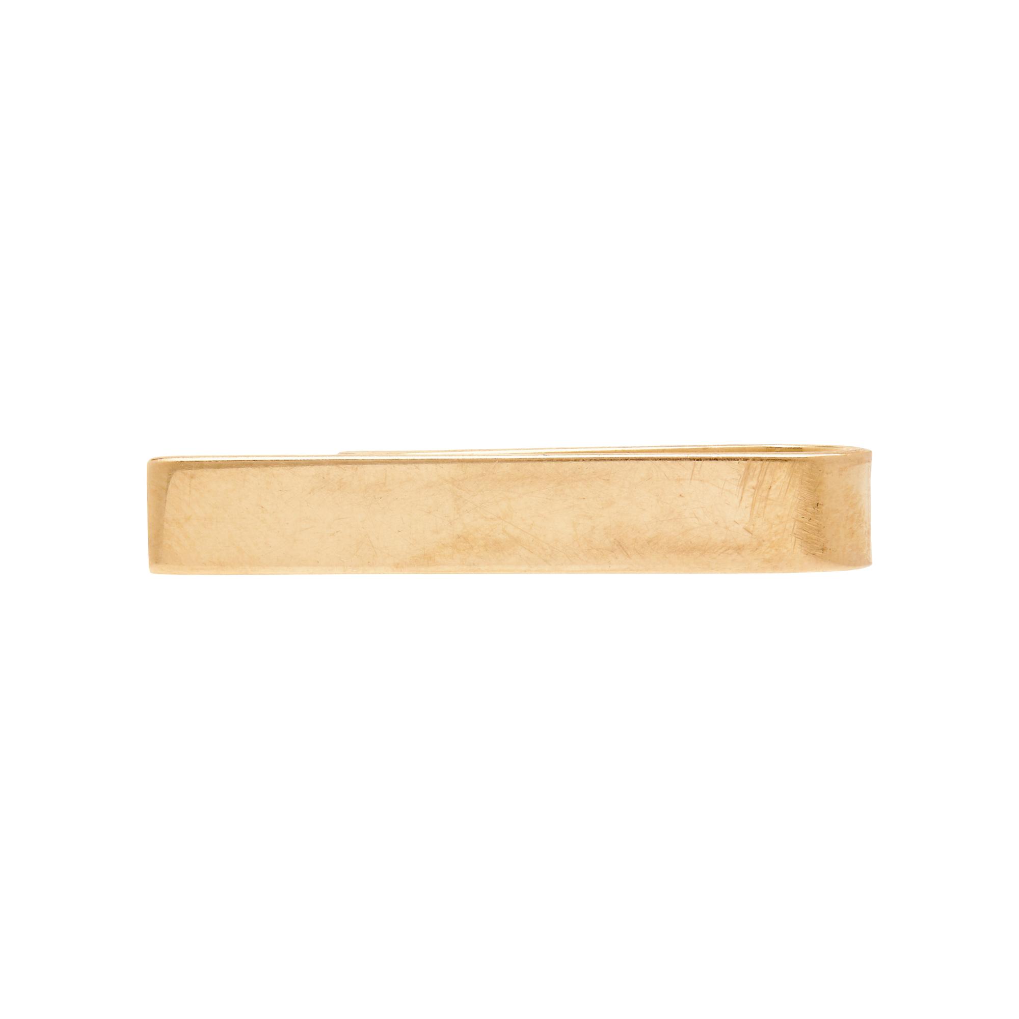COLLECTION OF YELLOW GOLD MEN'S ACCESSORIES