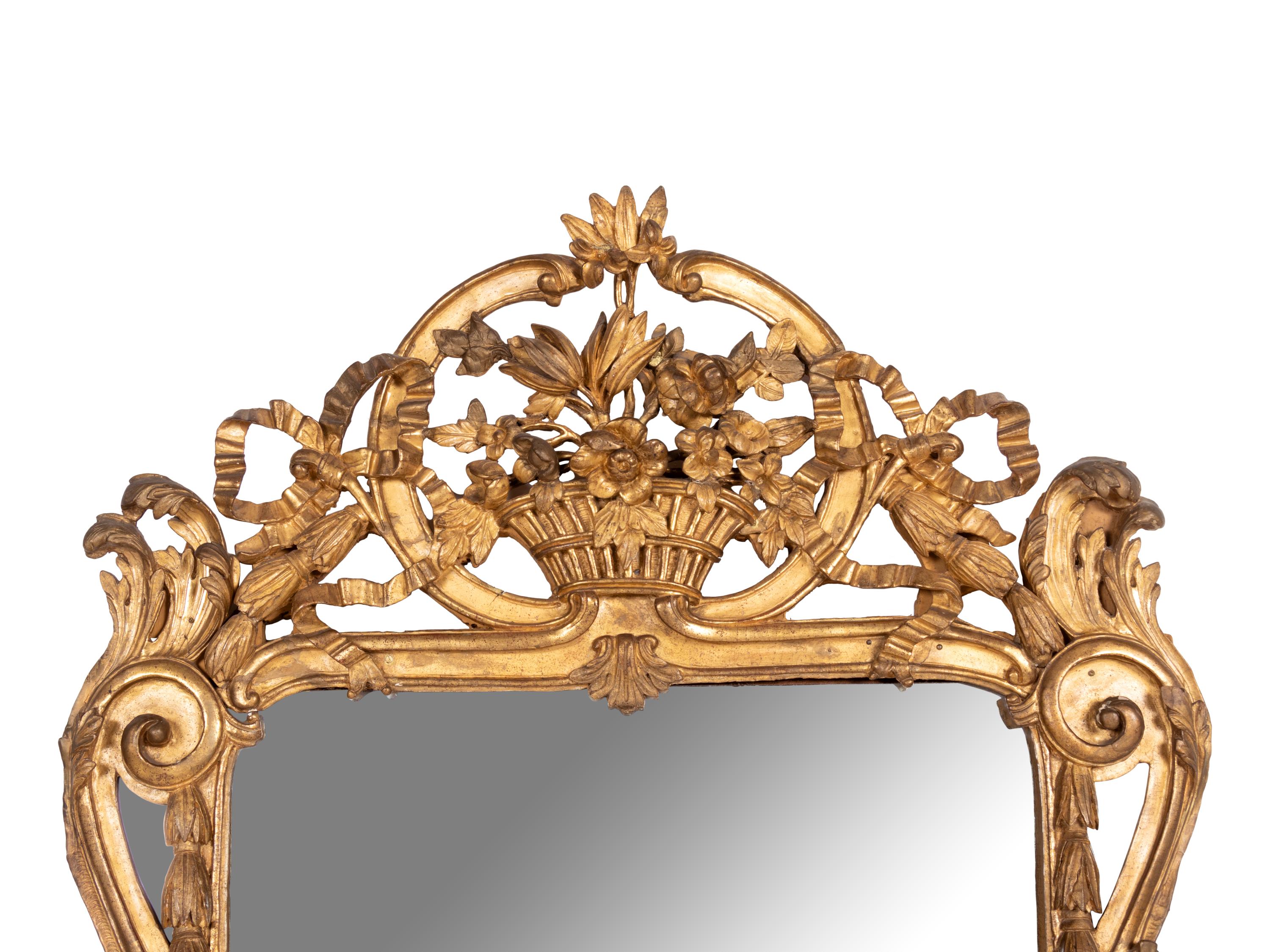 A Régence Style Giltwood Mirror