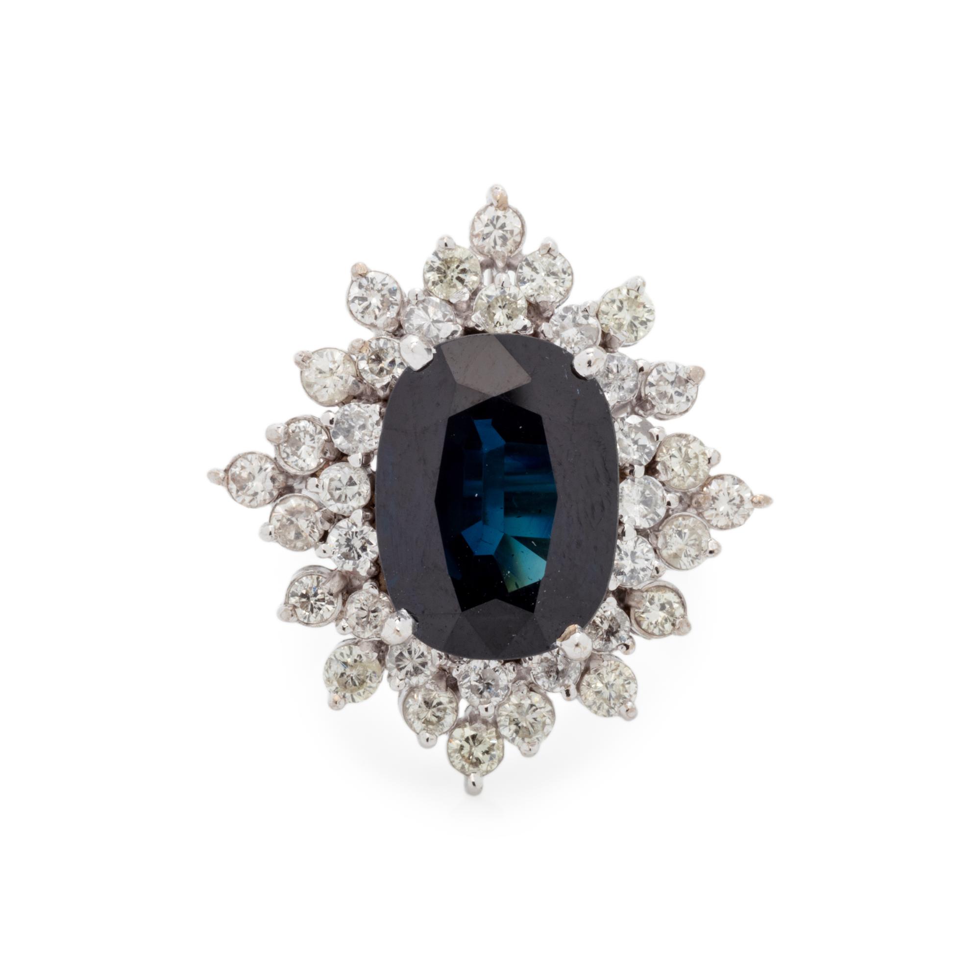 SAPPHIRE AND DIAMOND RING