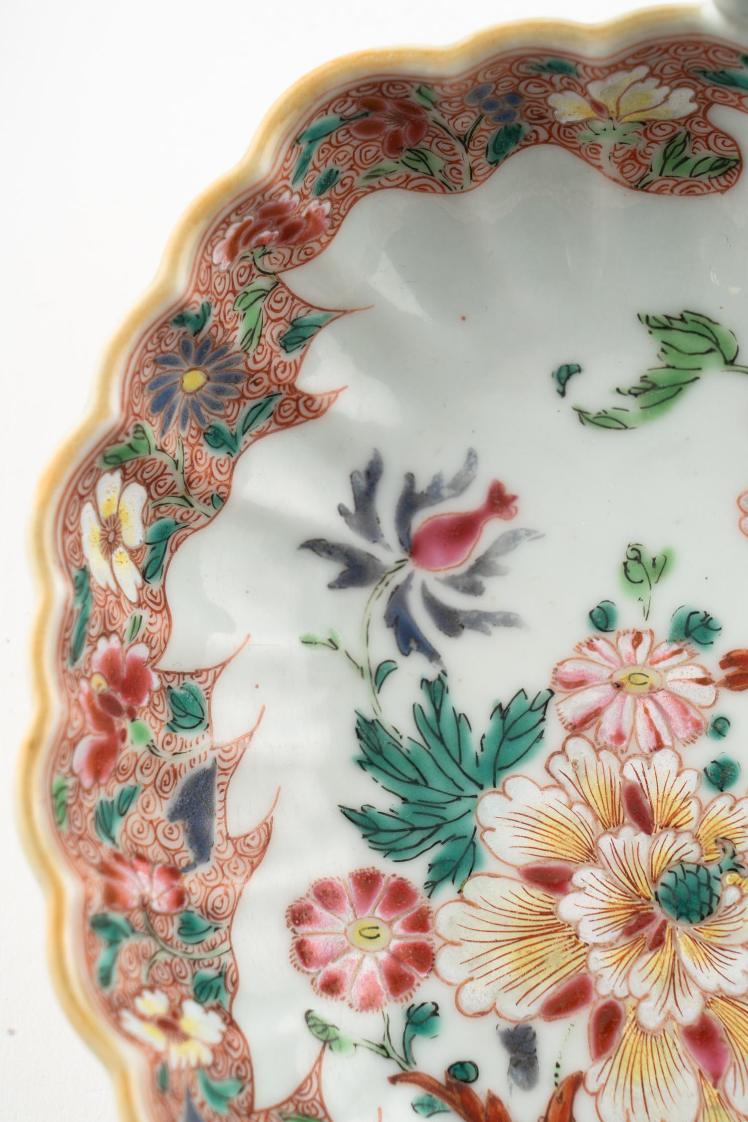 Ten Chinese Export Famille Rose Porcelain Articles