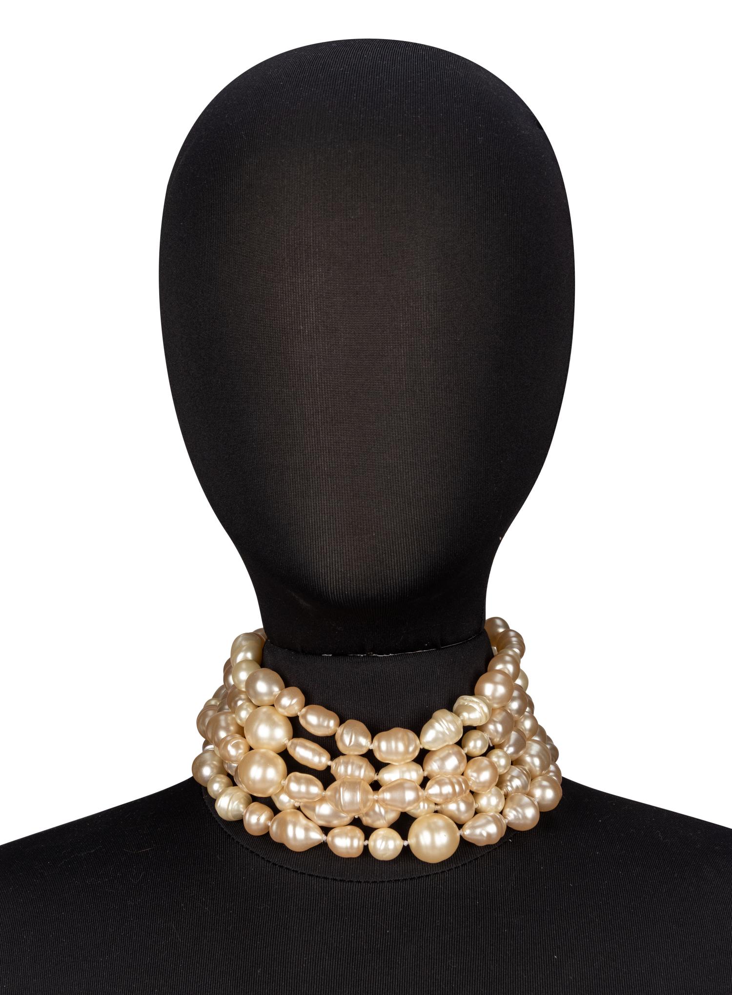Chanel, Gripoix Pearl Collar Necklace