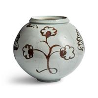 A Large Korean Iron Brown Underglaze White Porcelain Jar, Joseon Dynasty, 17th Century