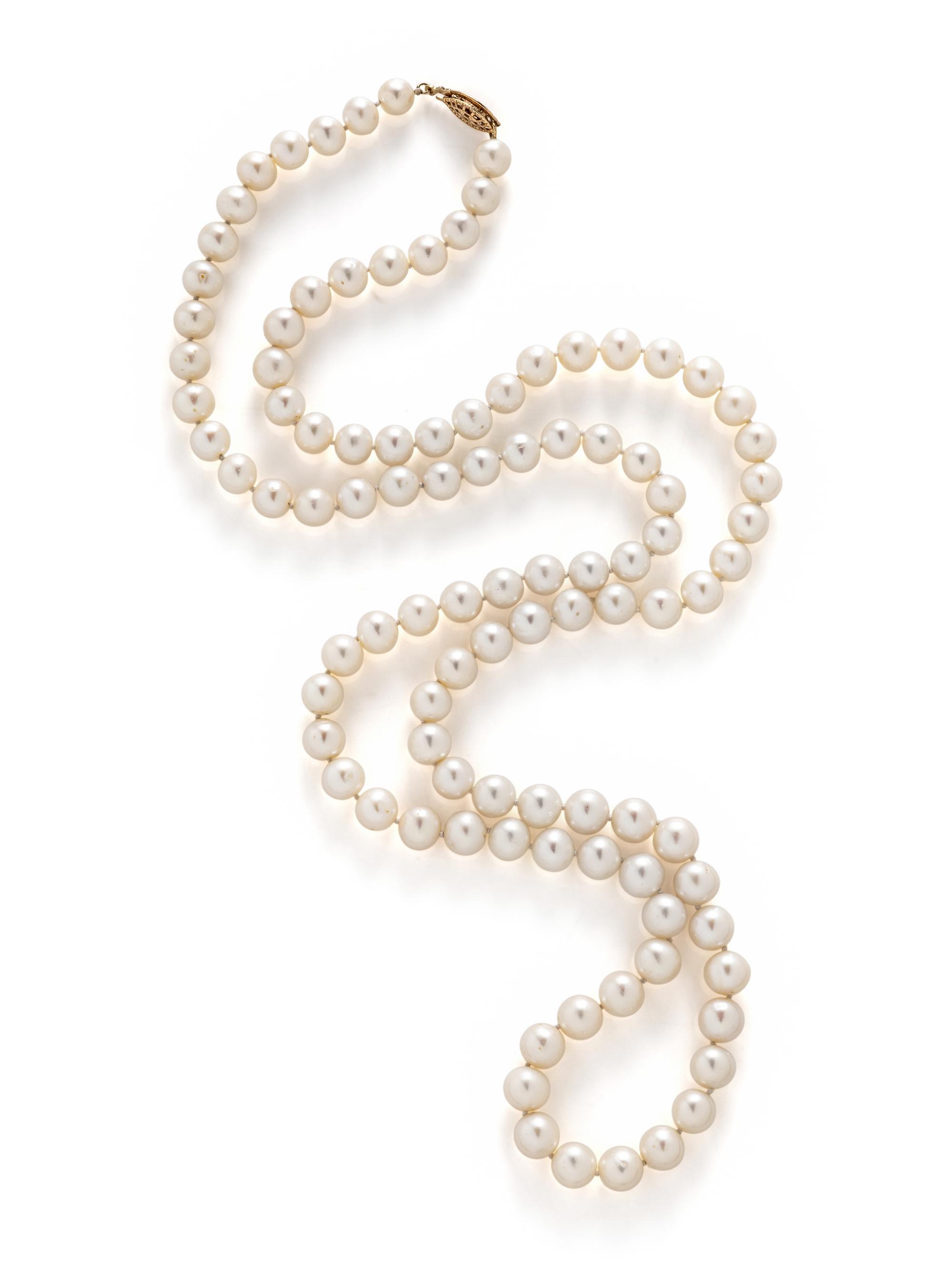 CULTURED PEARL NECKLACE