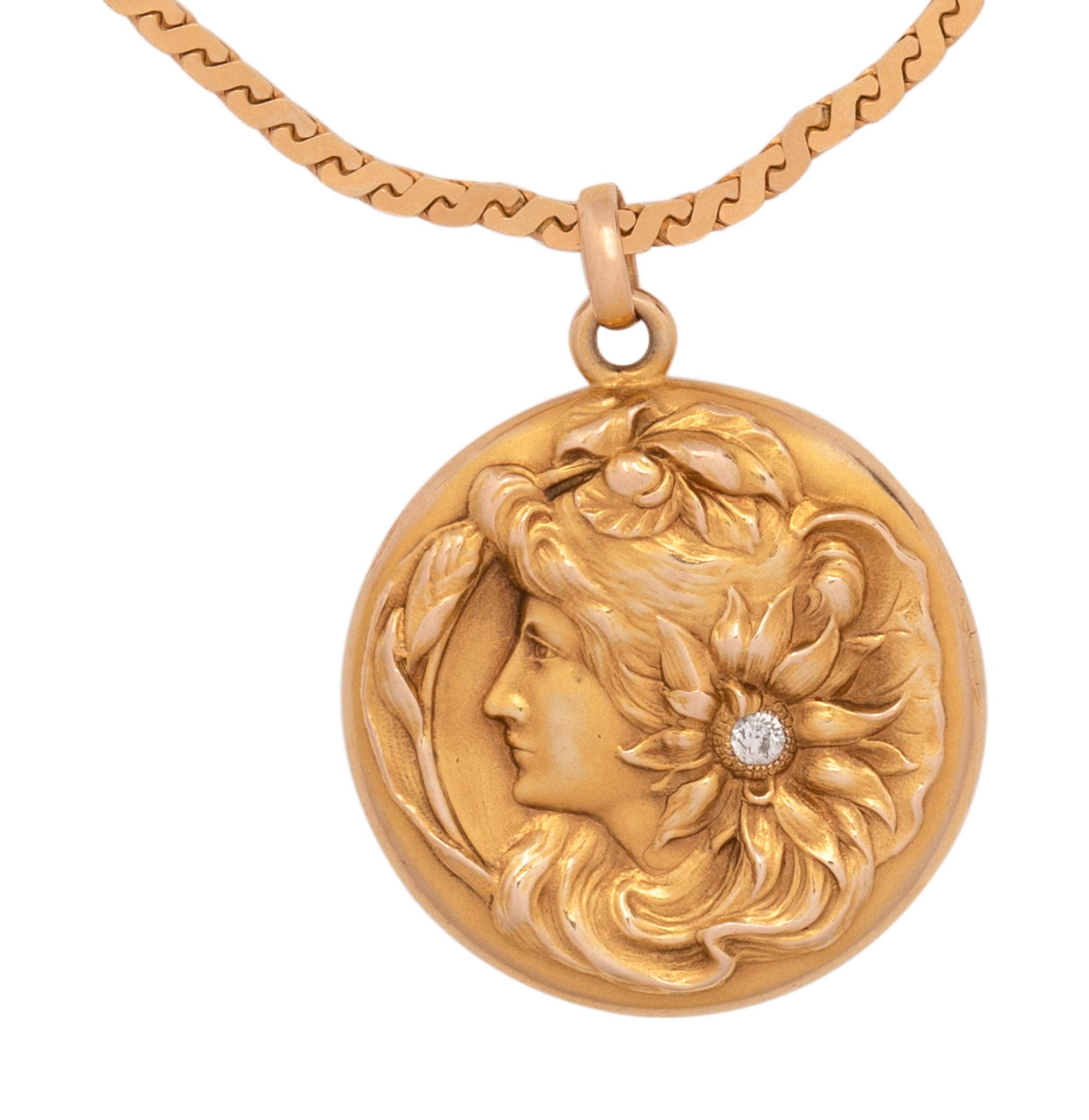ART NOUVEAU, YELLOW GOLD AND DIAMOND LOCKET NECKLACE