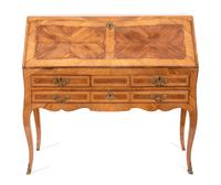 An Italian Rococo Style Olivewood and Parquetry Slant Front Desk Height 40 1/2 x width 44 1/2 x depth 20 inches. — EARLY 20TH CENTURY
