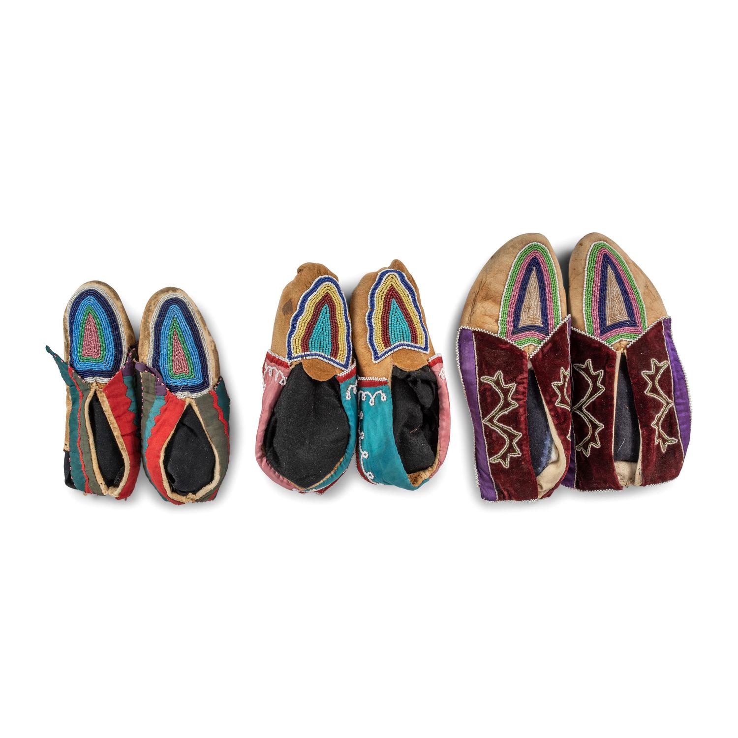 Delaware Beaded Hide Moccasins