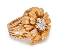 A Yellow Gold and Diamond Flower Ring,