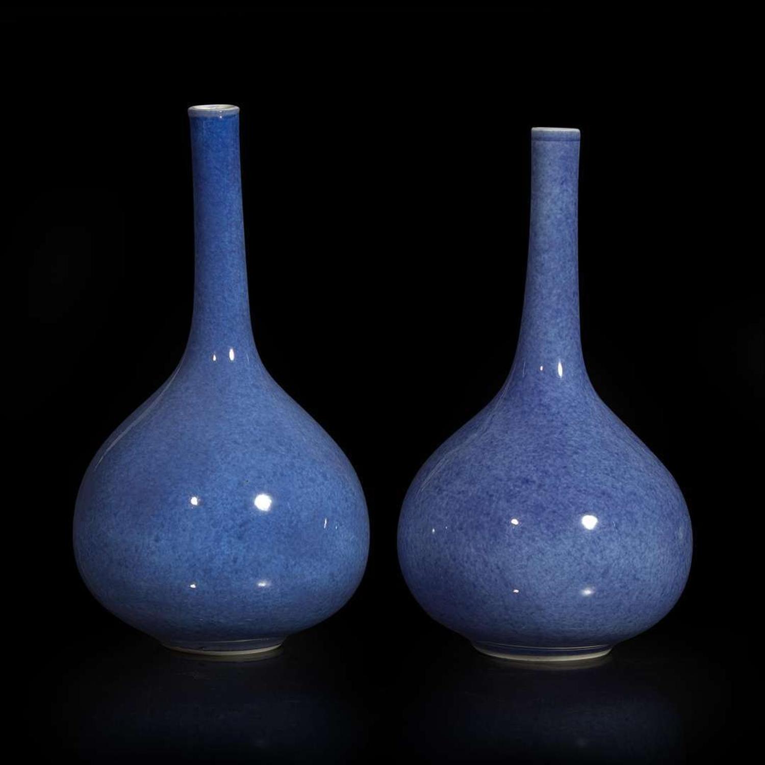 A pair of Chinese powder blue-glazed bottle vases 洒蓝地赏瓶一对 Kangxi period ???