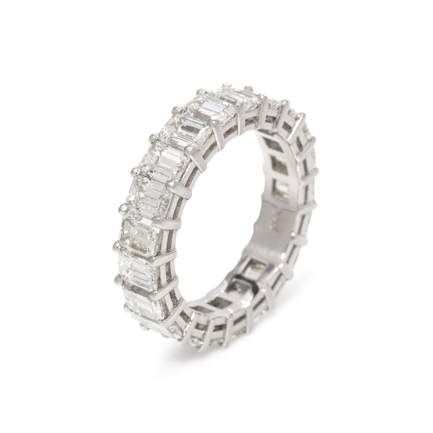 DIAMOND ETERNITY BAND