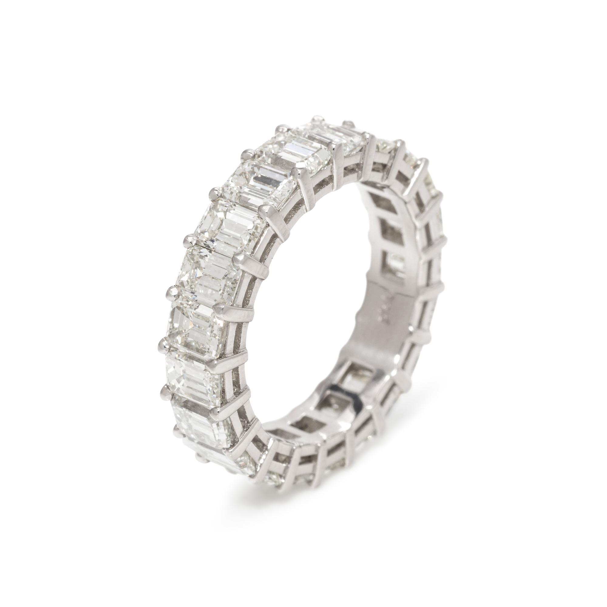 DIAMOND ETERNITY BAND