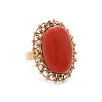 YELLOW GOLD AND CORAL RING