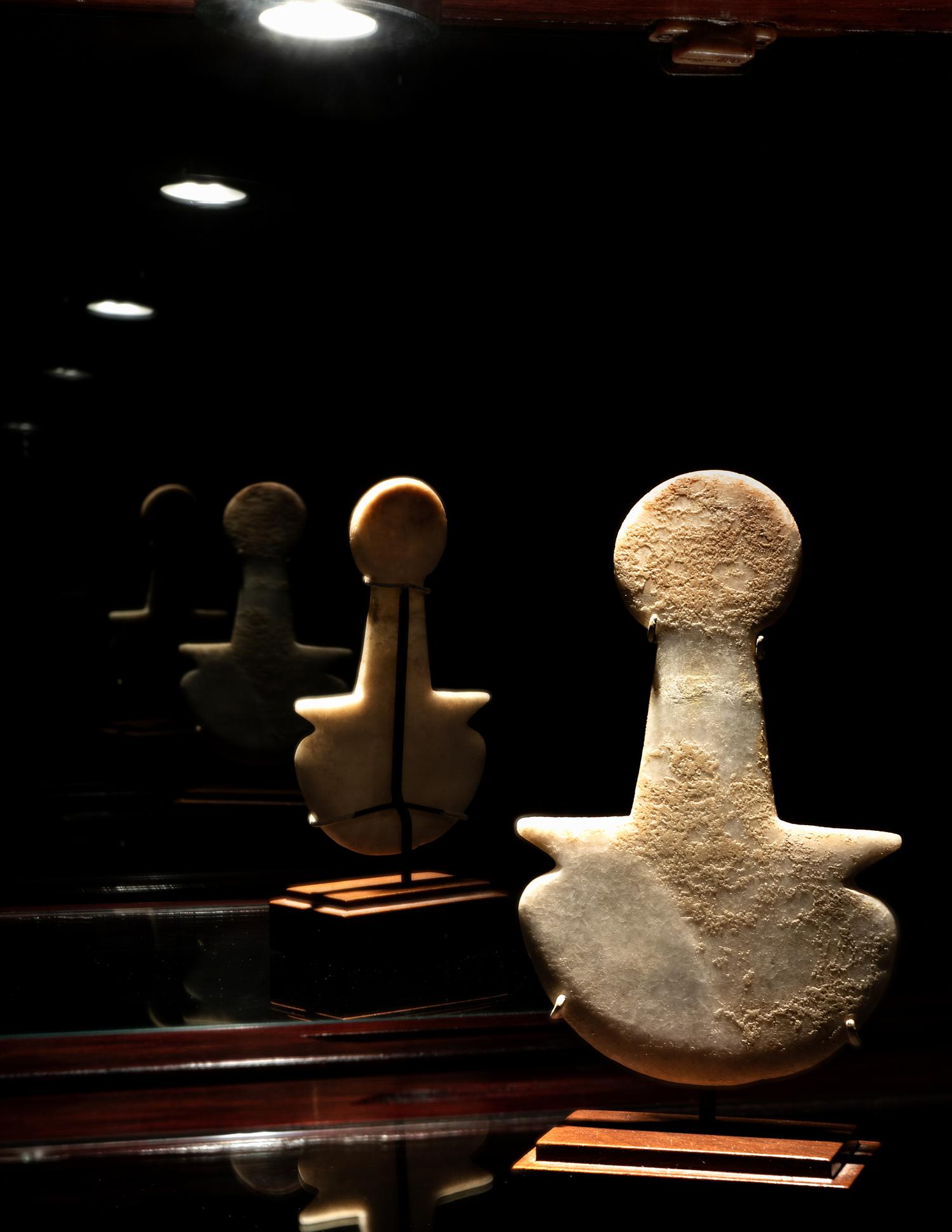 An Anatolian Marble Idol