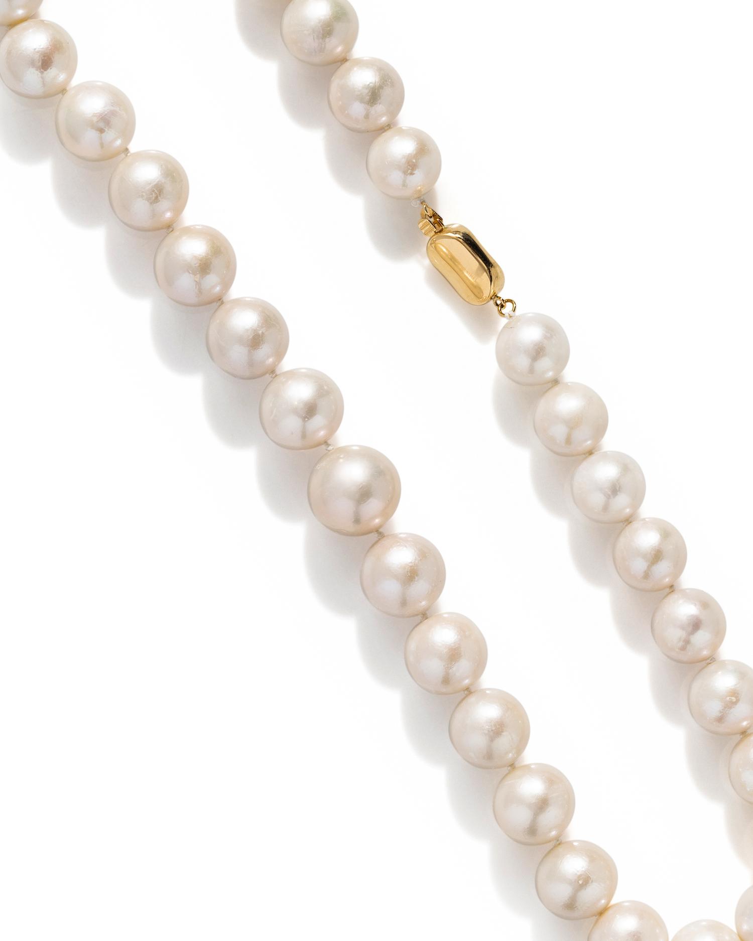 CULTURED PEARL NECKLACE