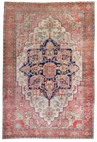 A Serapi Wool Rug 12 feet 10 inches x 9 feet 8 inches. — EARLY 20TH CENTURY