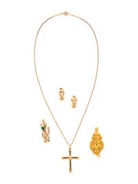 COLLECTION OF YELLOW GOLD JEWELRY
