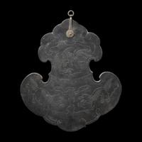 A Large Chinese Low-Relief Duan Stone Chime, 19th Century 清晚期 端石如意雲頭石磬