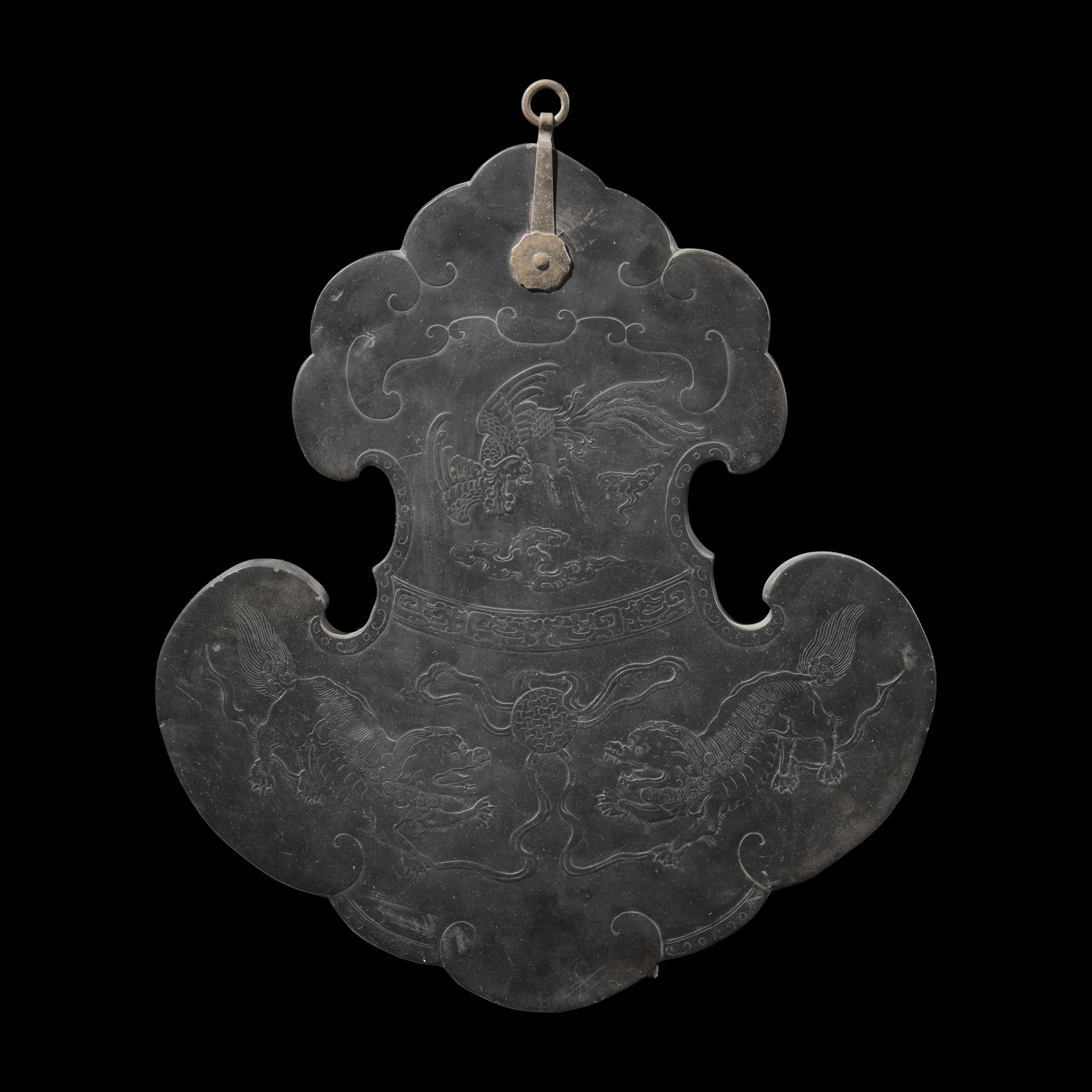 A Large Chinese Low-Relief Duan Stone Chime, 19th Century 清晚期 端石如意雲頭石磬